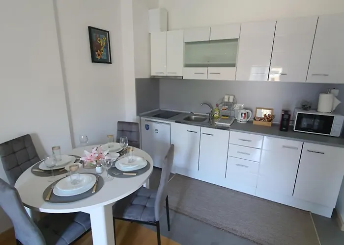 Family Lux Raj Врнячка-Баня