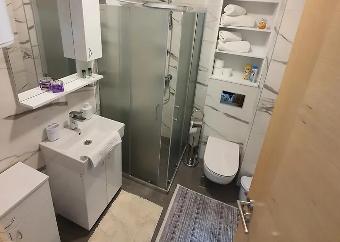 Family Lux Raj Апартаменты