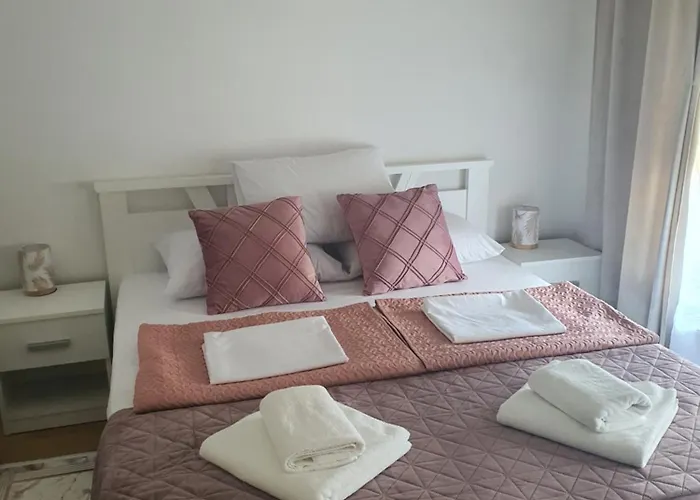 Апартаменты Family Lux Raj